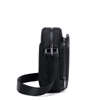 کیف رودوشی آرکتیک هانتر مدل K00679 - Image 9
