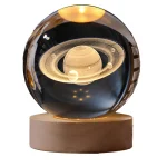 چراغ خواب رومیزی مدل گوی کریستال طرح سیاره زحل کد AMR-203