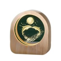چراغ خواب کریستالی با قاب چوبی مدل دو دلفین عاشق کد 6-98291